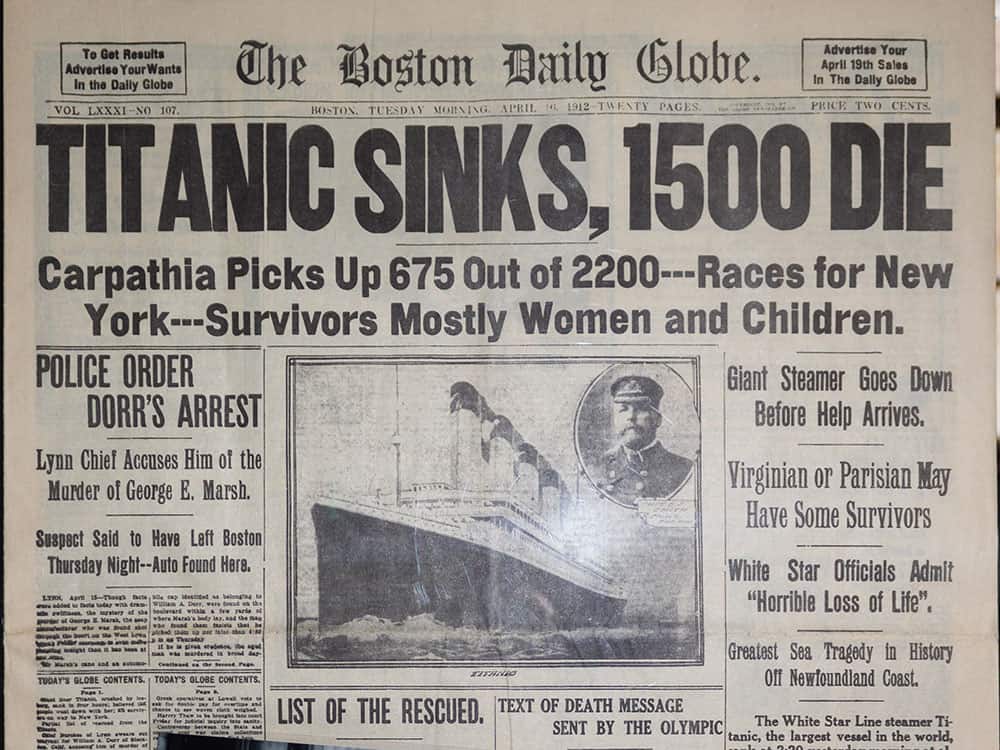 Newspaper cutting with details of Titanic sinking