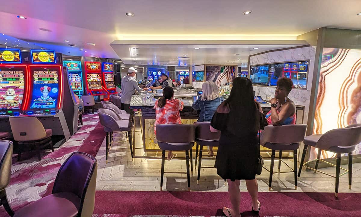 Casino Bar on Royal Caribbean Wonder of the Seas Cruise Ship