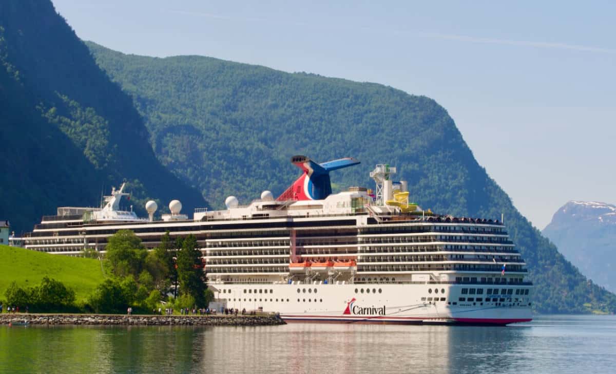 Carnival cruise formal Clearance