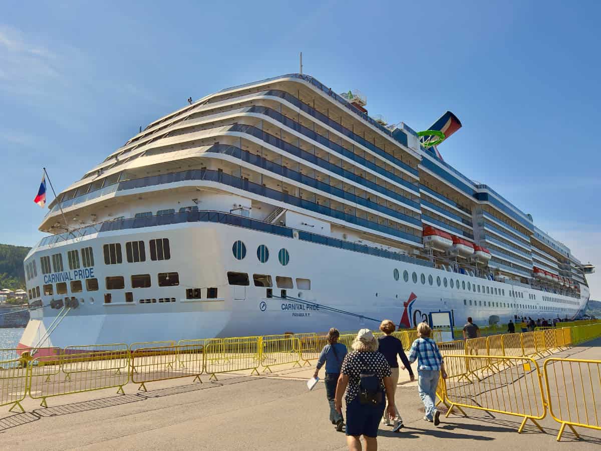 Here's A Full List Of What Drinks Are Free On Carnival Cruise Line